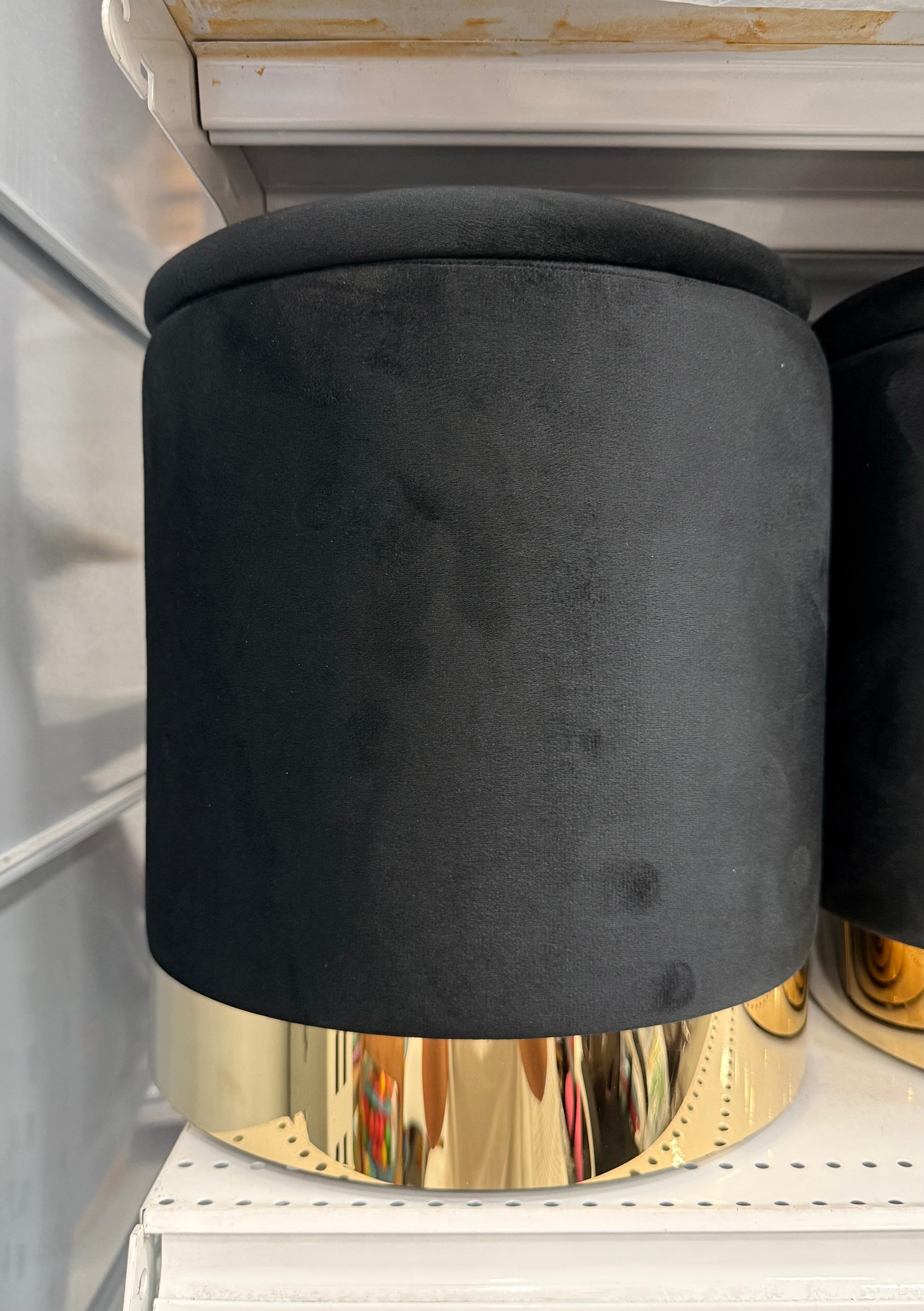 Pouf SEMPLICE dettagli oro