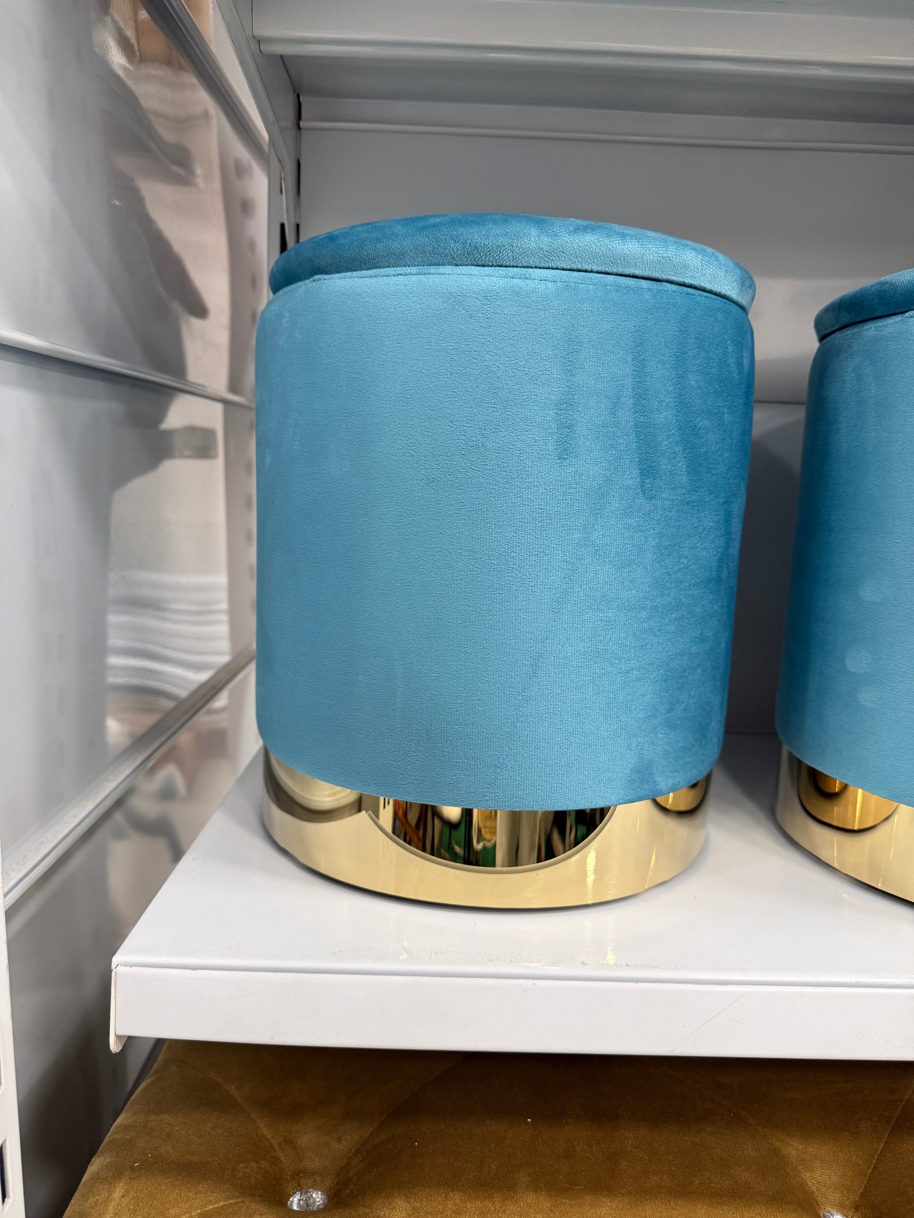 Pouf SEMPLICE dettagli oro