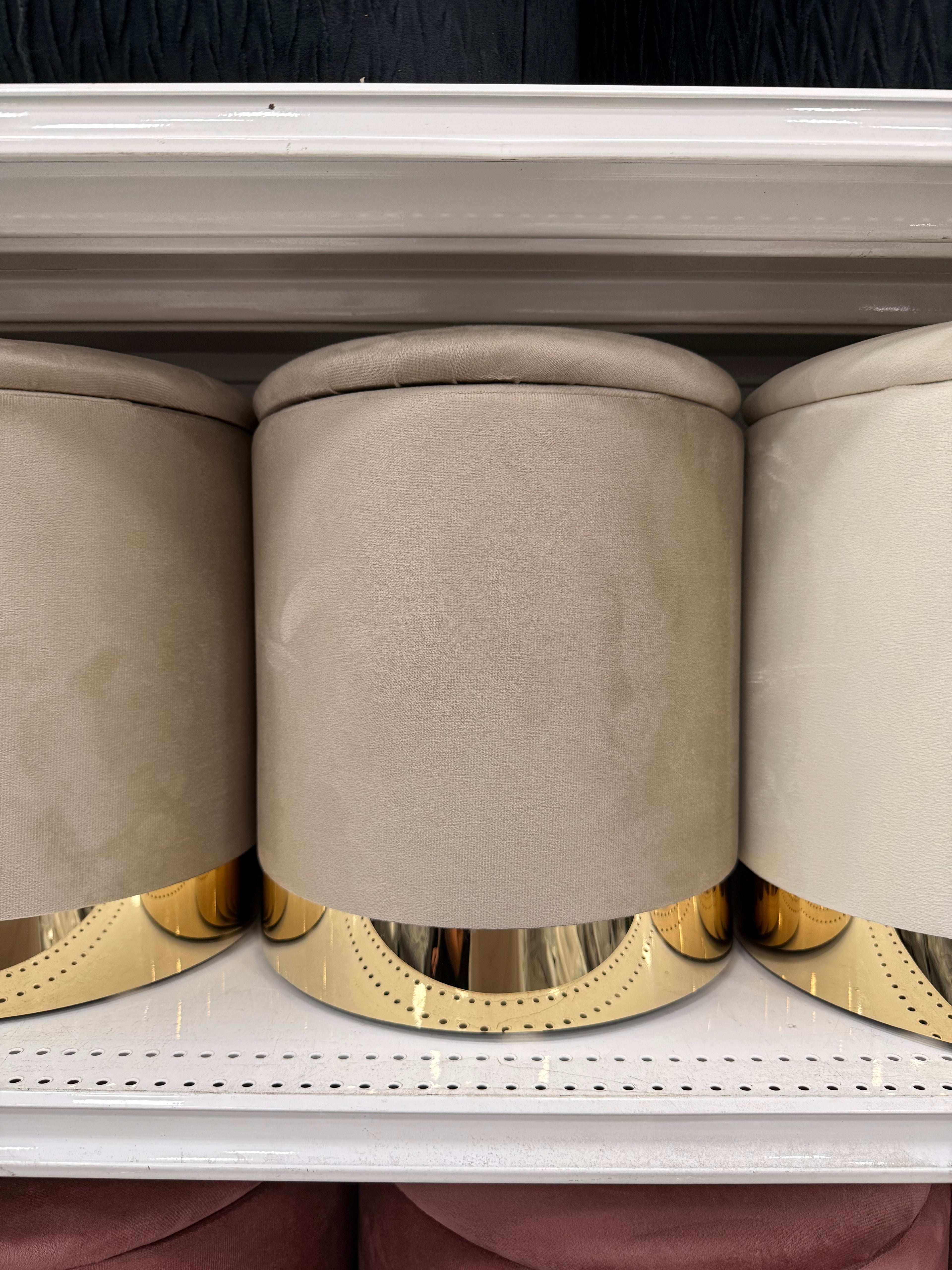 Pouf SEMPLICE dettagli oro