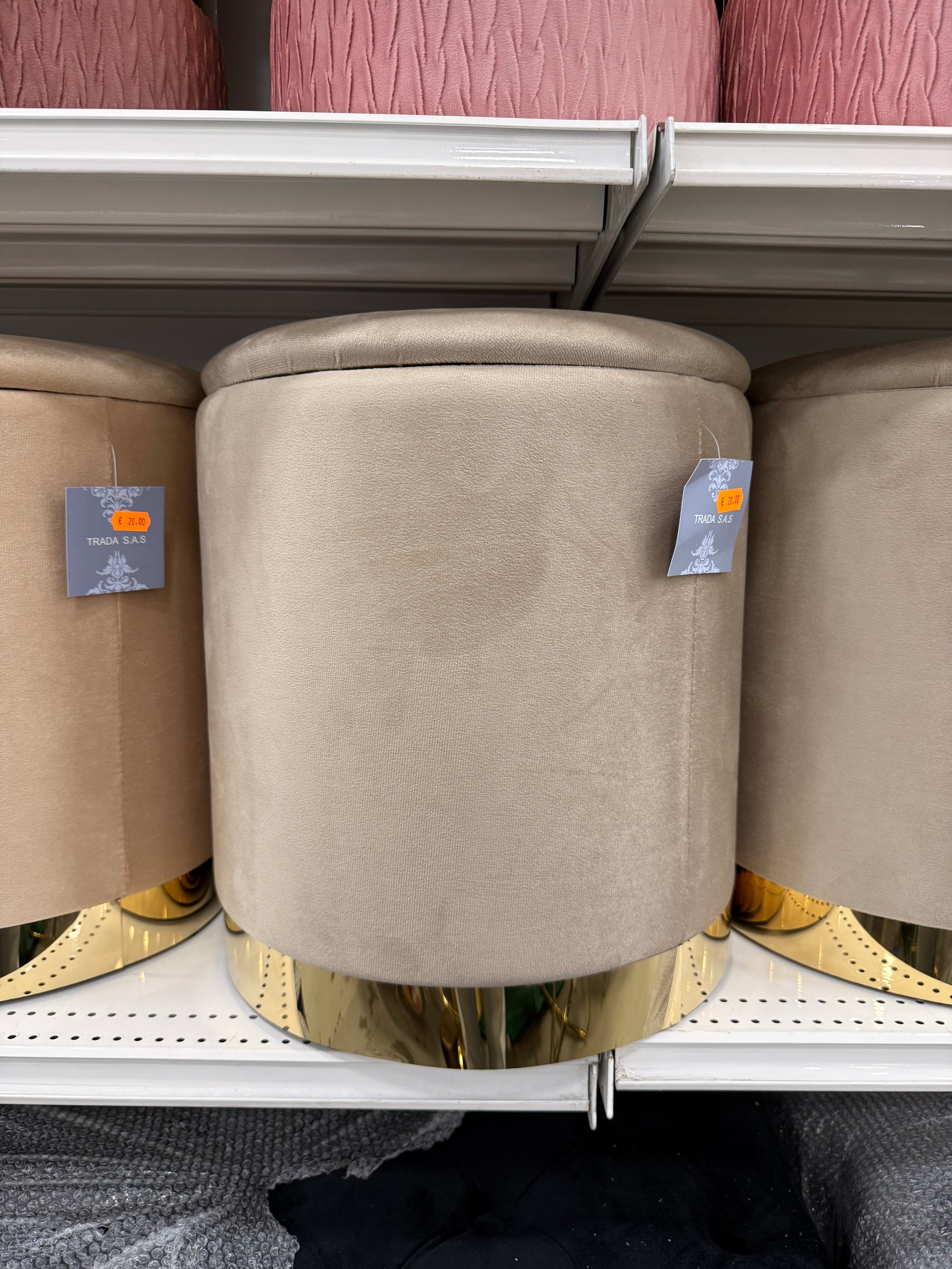 Pouf SEMPLICE dettagli oro