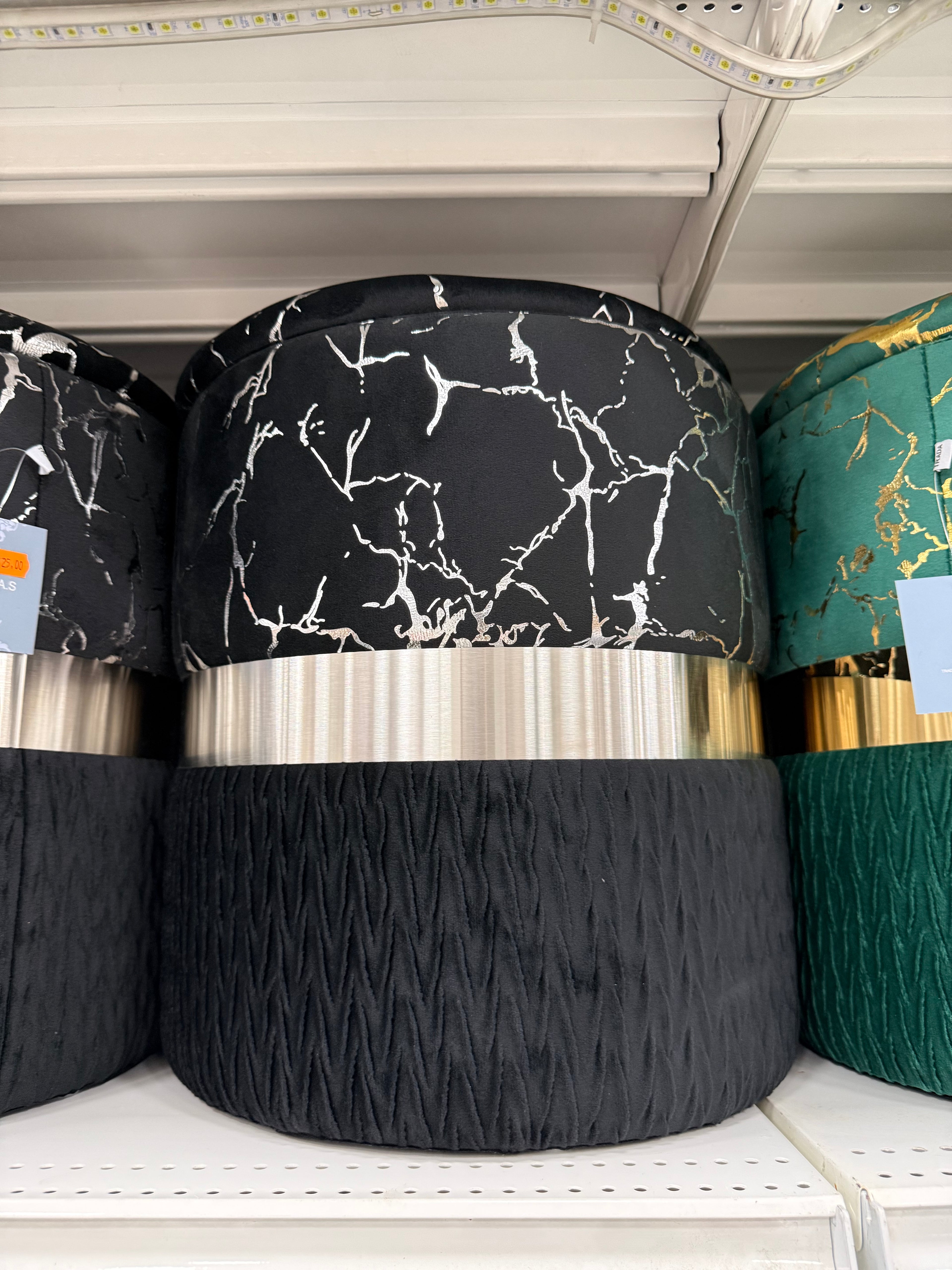 Pouf A FANTASIA dettagli argento