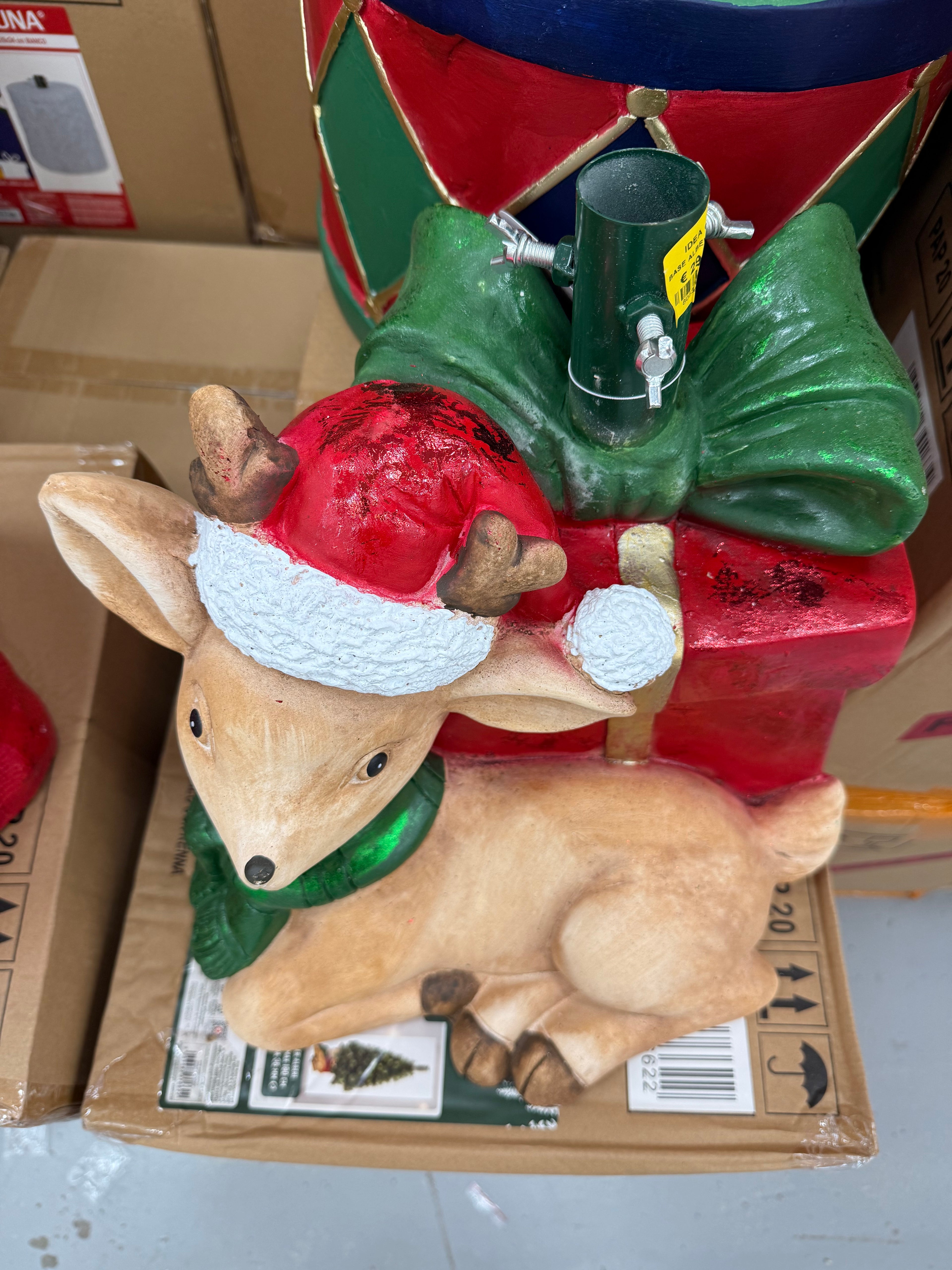 Base Albero di Natale Renna con Pacchi Regalo