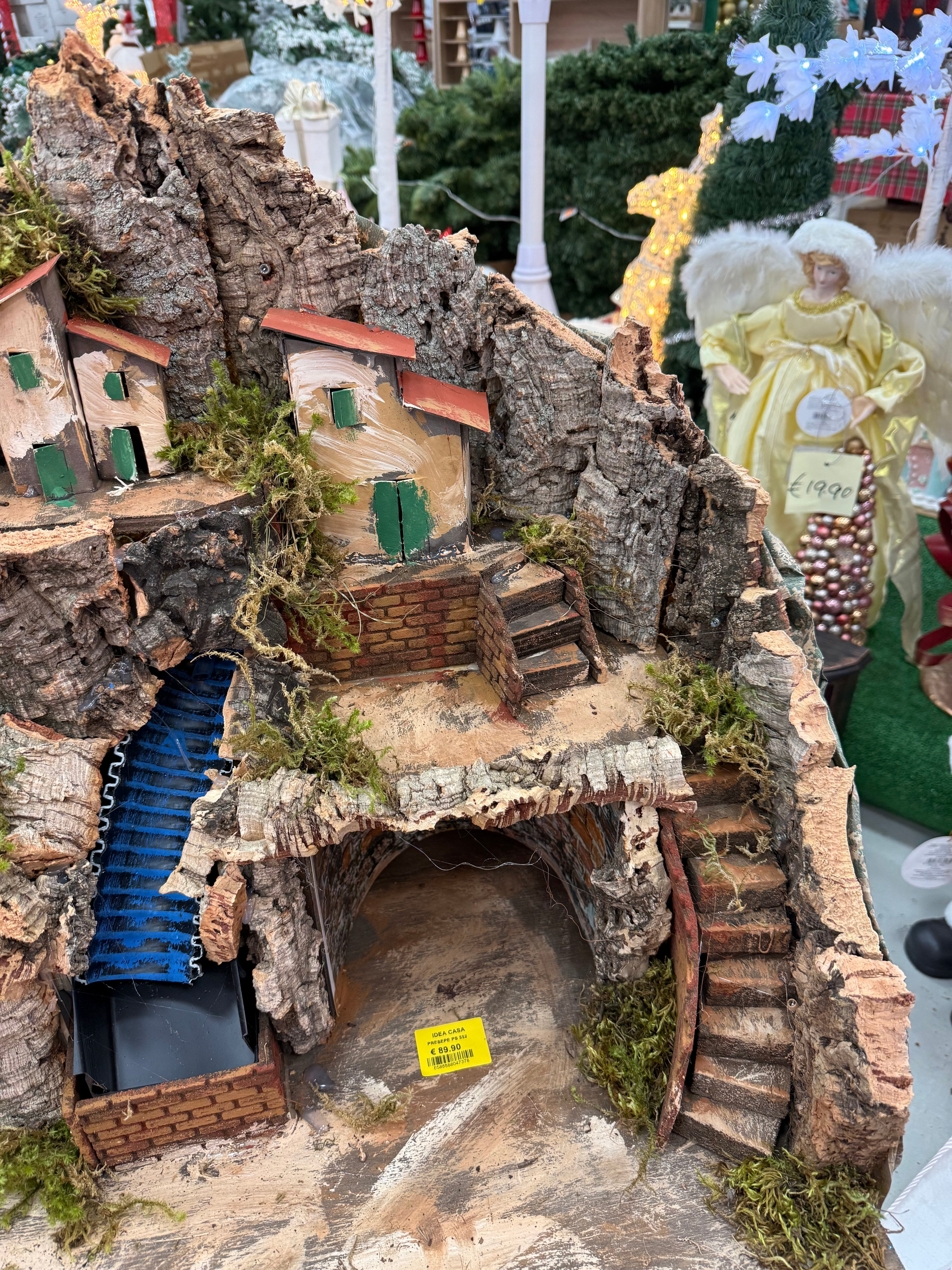 Presepe Artigianale con Mulino a Cascata – 63x60x45 cm