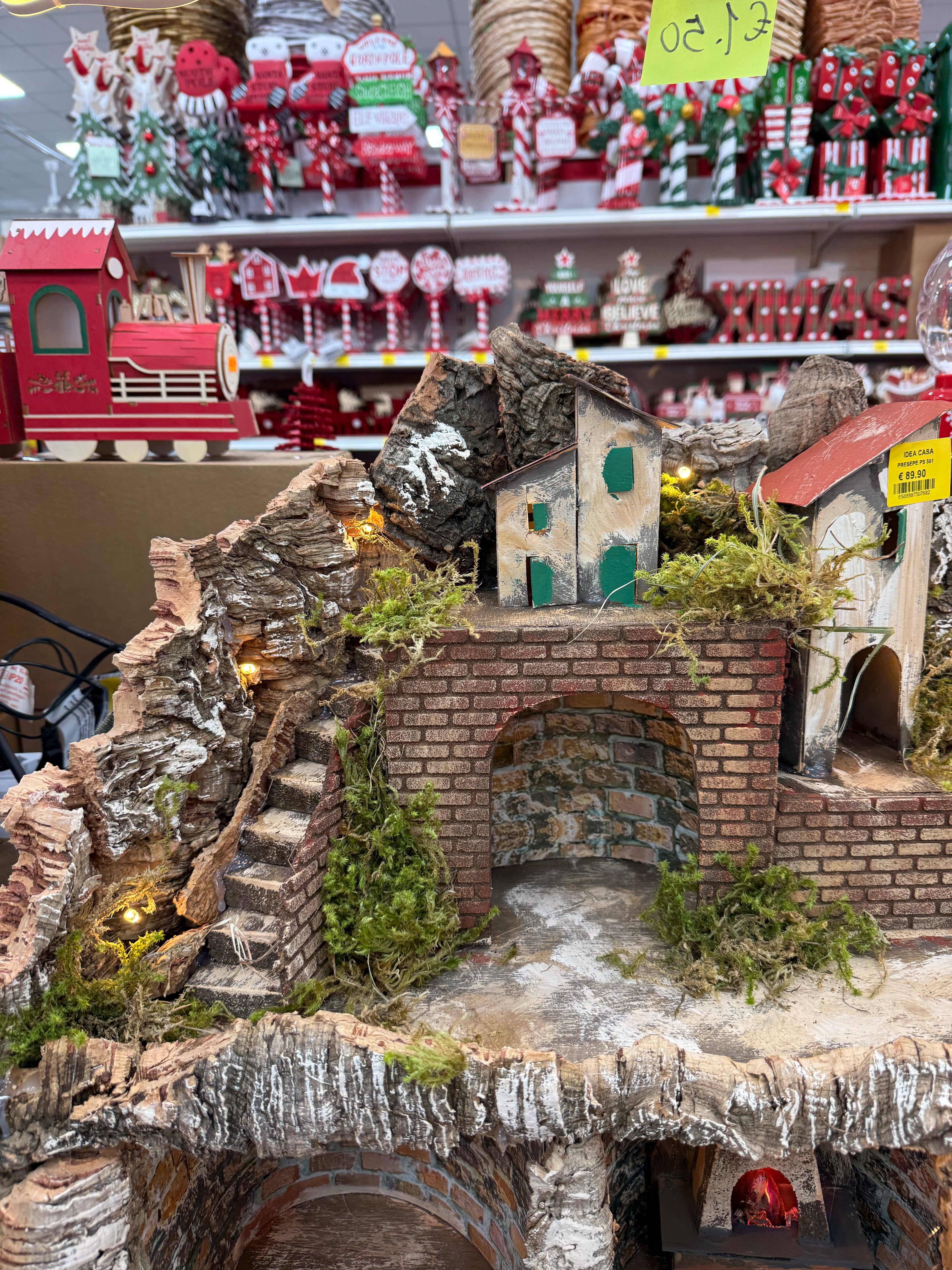 Presepe Artigianale con Forno Illuminato, Cascata e Luci – 60×60×42 cm