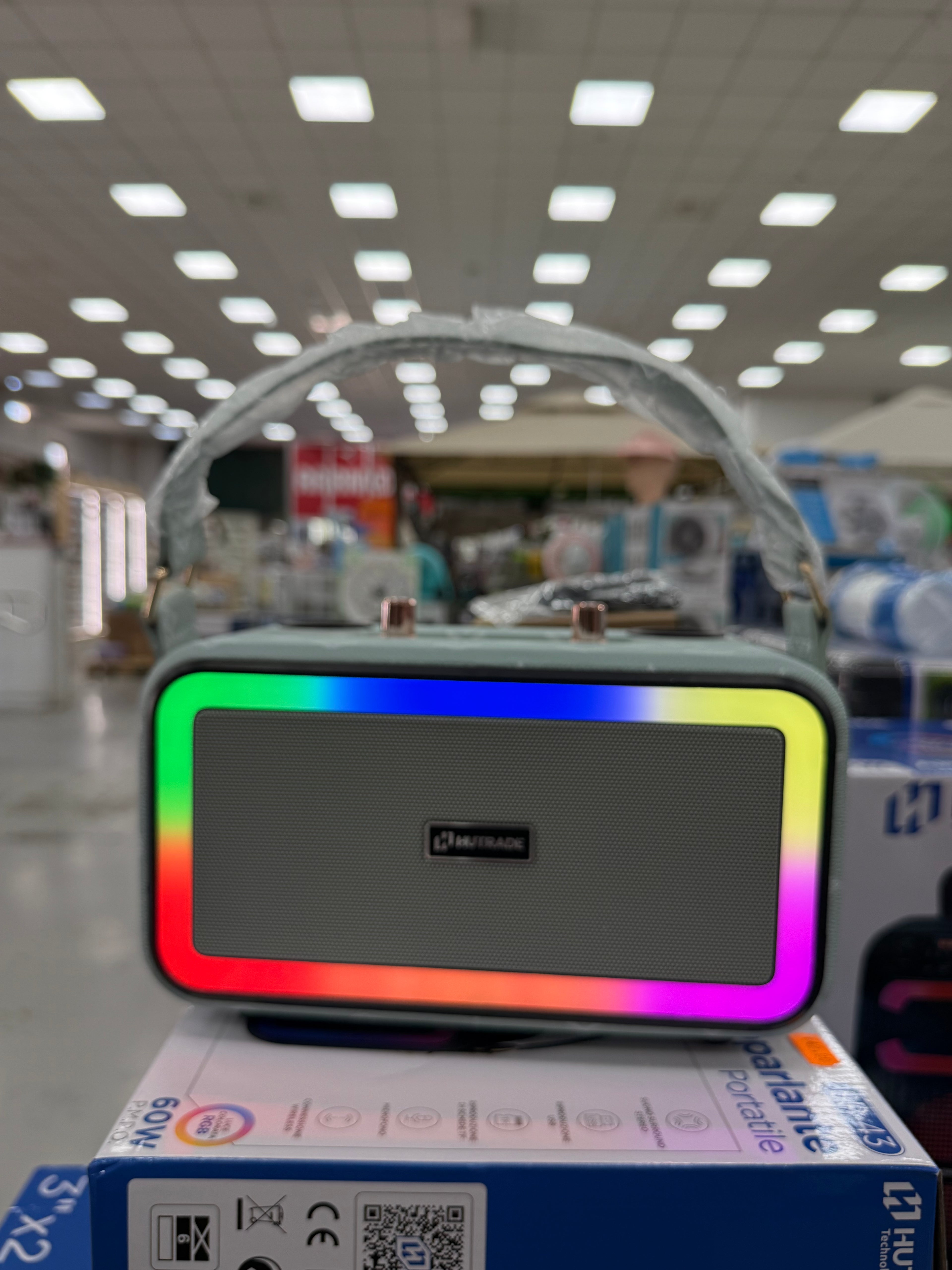 Altoparlante Portatile HUTRADE SP-43 Bluetooth con 2 Microfoni Wireless e Luci RGB